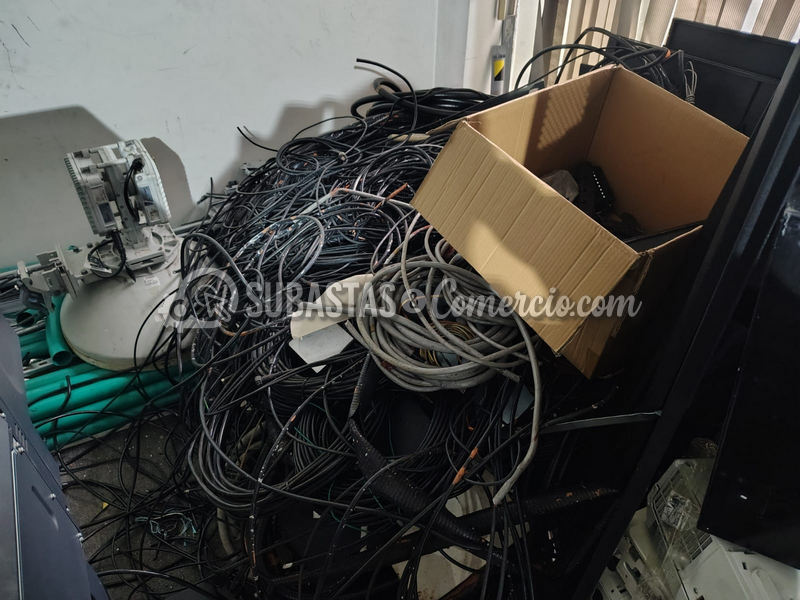 Chatarra de Equipos de Oficina en Bogotá (RAEES) Aprox: 7.635,15 Kg